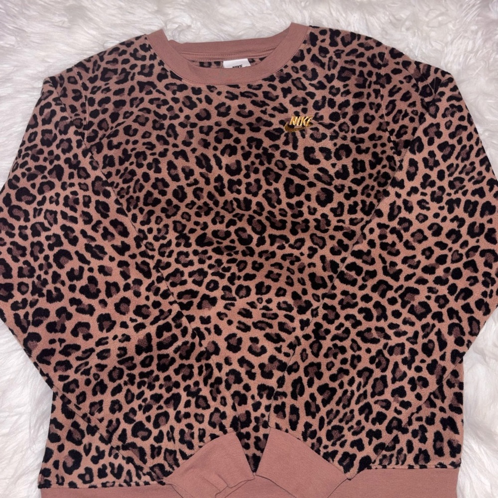 Nike sweater